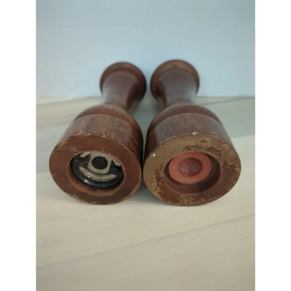Olde Thompson Sheffield Steel Pair VINTAGE wood Salt Pepper grinder shaker